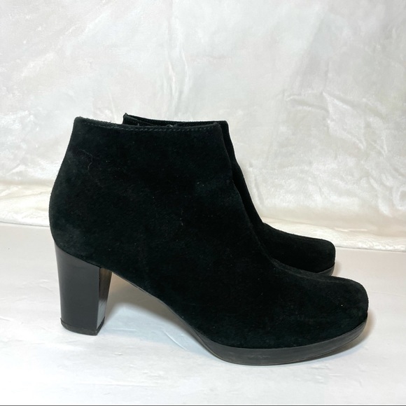 La Canadienne Oliver Waterproof Suede Bootie Black Ankle Boots Stacked Heel 7 - Picture 12 of 12